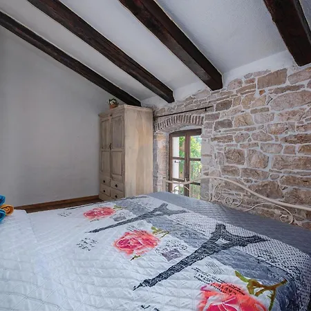 بيت للعطل Gedici Iii *