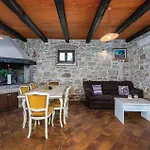 Holiday home Gedici Iii *